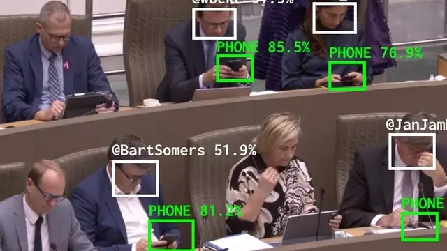 ‘Uyuyan’ Milletvekillerini Twitter’da İfşa Eden Uygulama 1 ‘Uyuyan’ Milletvekillerini Twitter’da İfşa Eden Uygulama