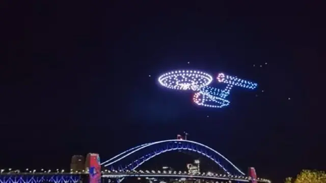 Paramount+'tan Gösterişli Star Trek Drone Gösterisi