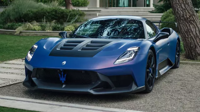 Maserati GT2 Stradale Tanıtıldı: Kanatlı Otomobil 1 Maserati GT2 Stradale Tanıtıldı: Kanatlı Otomobil