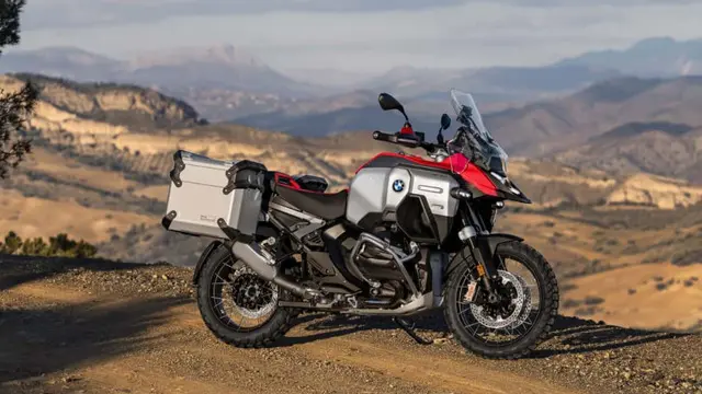BMW, Yollara Hükmedecek R 1300 GS Adventure'ı Tanıttı