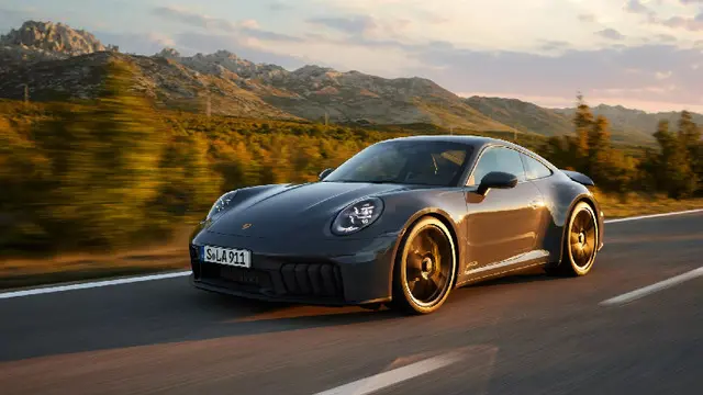 İlk Hibrit "Porsche 911" Tanıtıldı 1 İlk Hibrit "Porsche 911" Tanıtıldı