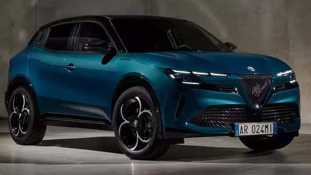 Alfa Romeo Junior Tanıtıldı: Özellikleri ve Fiyatı