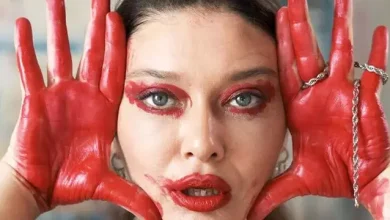 Nurgül Yeşilçay, Dünyanın İlk NFT Dizisini Satışa Sunuyor