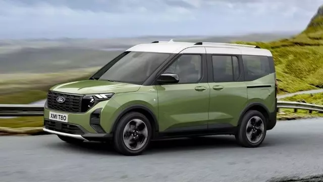 Tourneo Courier ve Transit Courier, Türkiye'de Satışa Sunuldu