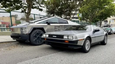 DeLorean'ın Tasarımcısı, Tesla Cybertruck'ı Övdü