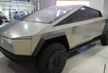 Tesla Cybertruck Kapıları Tam Oturmuyor