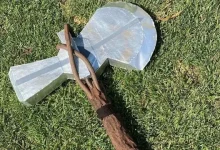 Marvel Hayranları, Kendi Thor Baltalarını Yaptılar