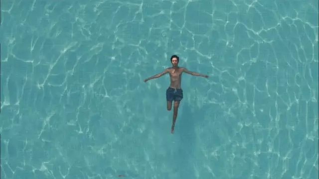 Netflix Filmi Geçen Yaz'ın İlk Fragmanı Yayınlandı