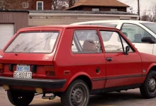 "Dünyanın En Tehlikeli Otomobili" Olarak Nam Salmış Yugo’yla Tanışın: Atsan Atılmaz Satsan Satılmaz!