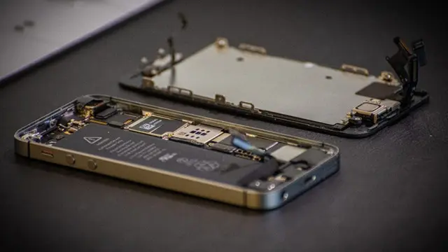 Apple, Üçüncü Taraf Batarya ve Ekranları Destekleyecek