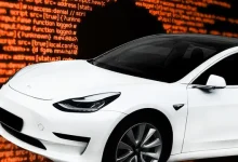 Tesla Model 3 Hacklendi, Paralı Özelliklere Erişim Sağlandı