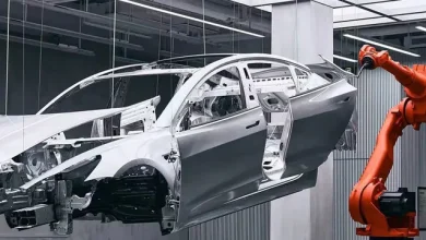 Tesla'dan "45 Saniyede Araç Üretiyoruz" Temalı Mağaza