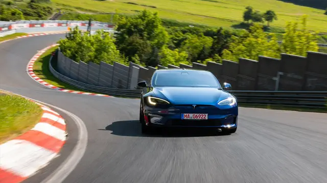 Tesla Model S Plaid Nürburgring'de Rekor Kırdı