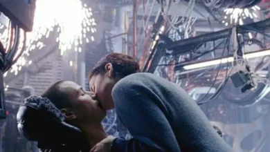 Trinity'nin Neo'yu Öpmesi Matrix'in Kilit Noktası Mı?