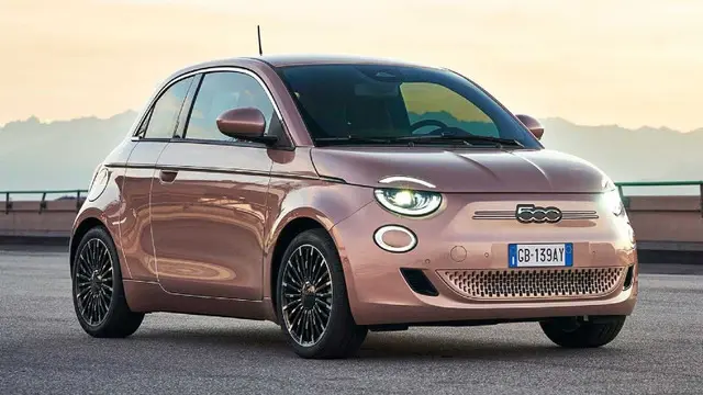 Fiat 500e Türkiye'de Satışa Sunuldu: İşte Fiyatı