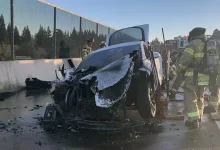 Seyir Halindeki Tesla, Durduk Yere Alev Aldı