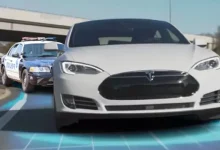 Sürücüsü Uyuyan Tesla, Otopilot Modunda Polisten Kaçtı
