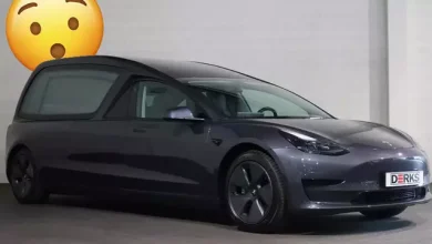 Tesla Model 3, Cenaze Arabası Haline Getirildi!