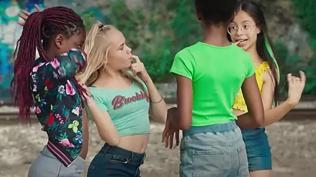 Netflix: Minnoşlar'ı Herkesin İzlemesini Tavsiye Ediyoruz