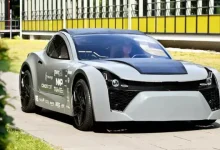 Yolda Giderken Atmosferi Temizleyen Otomobille Tanışın