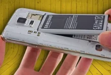 Telefon Bataryaları Eskisi Gibi Değiştirilebilir Olacak