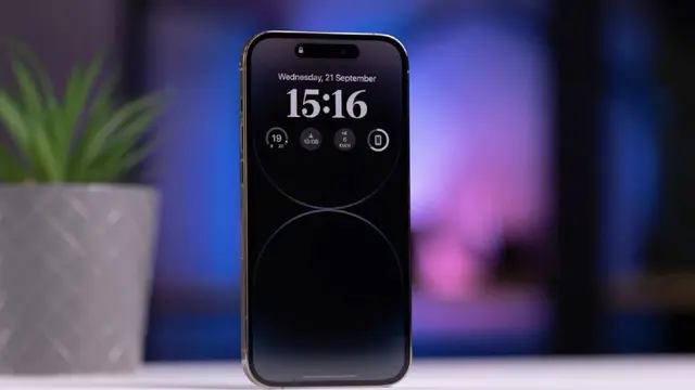 İddia: Apple, iPhone'ları Akıllı Ekrana Çevirmeyi Planlıyor