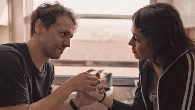 İlk Türk Netflix Filmi: Yarına Tek Bilet [Fragman]