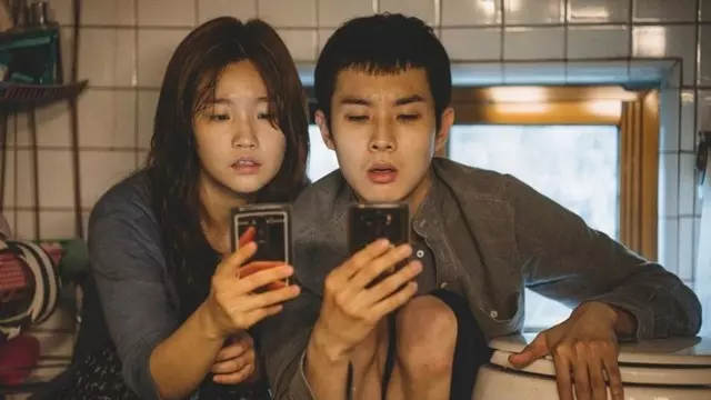 Güney Koreli Netflix Dizisi Record of Youth'tan İlk Detaylar