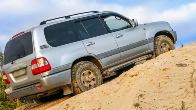 Yokuşta Araba Nasıl Kaldırılır? En Basit Yöntemler