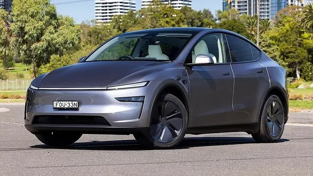 Ekim 2025: Tesla kaç otomobil teslim ettiğini açıkladı