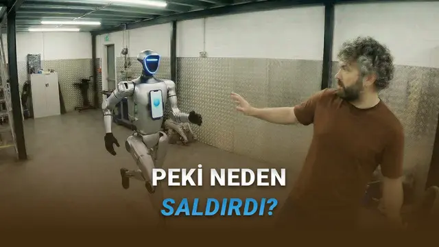 Rol Yap Dediler, Tetiği Çekti: İnsansı Robot Silahla YouTuber'a Saldırdı [Video]