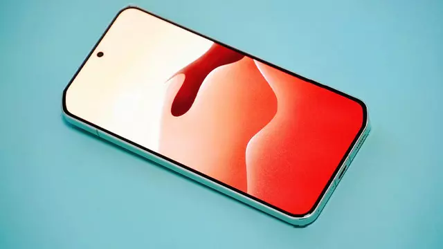 iPhone 15 Pro Max, En İnce Çerçeveli Telefon Olabilir