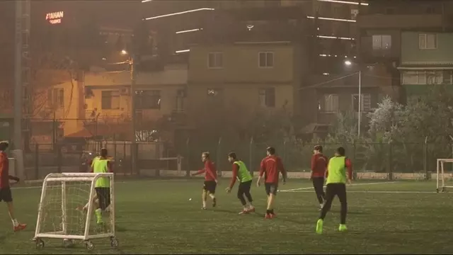 Amatörle Karşı Karşıya YouTube'da Yayınlandı