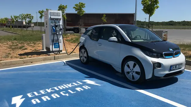 Türkiye’de İlk Elektrikli Araç Şarj İstasyonu Lisansı Verild