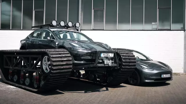 Model 3 Modifiye Edilip Tanka Dönüştürüldü [Video]