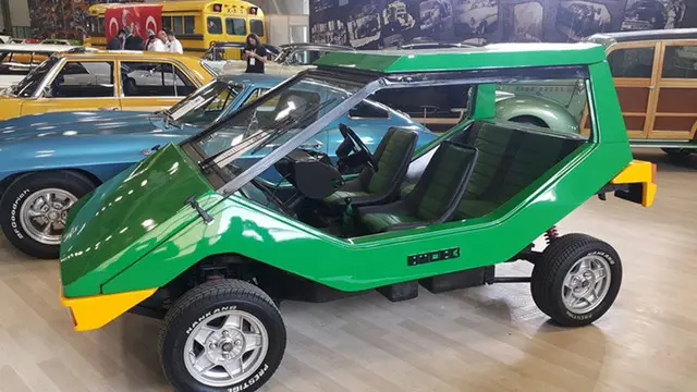 Gelecekten Fırlamış Gibi Görünen Otomobil: Anadol Böcek