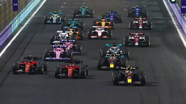 Formula 1 Suudi Arabistan GP’sinin Kazanını Verstappen Oldu!