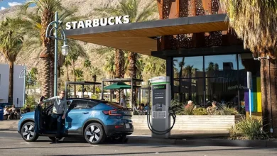 Starbucks’lar Elektrikli Araç Şarj İstasyonuna Dönüşüyor
