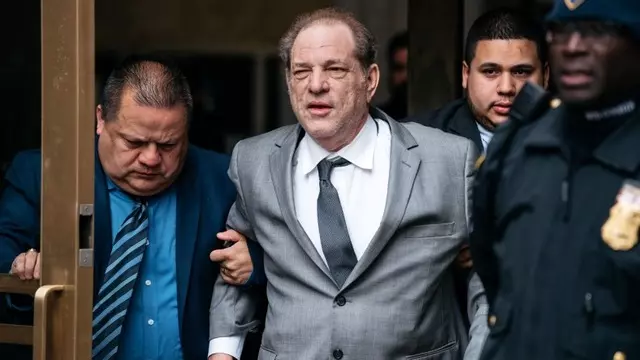 Harvey Weinstein, Saldırı Davasında Suçlu Bulunmuş oldu 1 Harvey Weinstein, Tecavüz Davasında Suçlu Bulundu