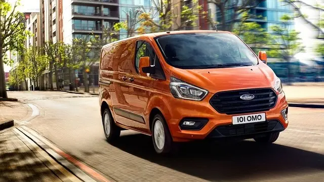 Ford Transit Custom Fiyatları ve Dikkat Çeken Özellikleri