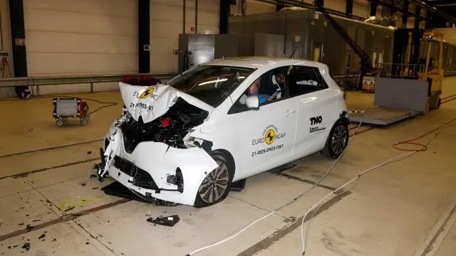 Renault Zoe'nun Euro NCAP Testlerinde Sıfır Çekti