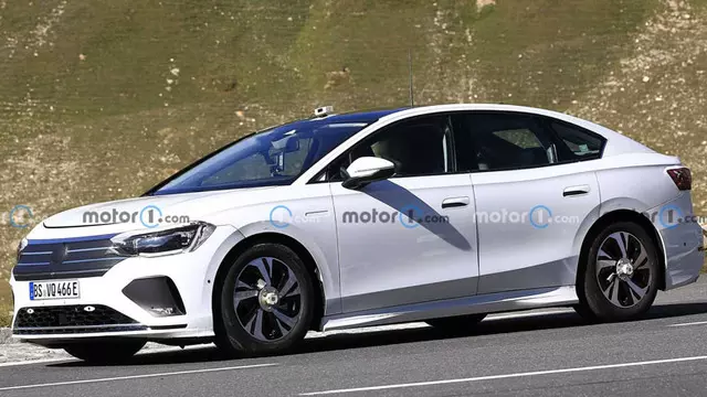 Yeni Volkswagen Aero B'nin Fotoğrafları Ortaya Çıktı 1 Yeni Volkswagen Aero B'nin Fotoğrafları Ortaya Çıktı