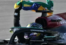 Mercedes Brezilya'da Dolu Dolu Bir Galibiyet Aldı