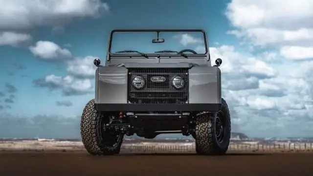Bugatti Eski Tasarımcısından Land Rover Defender’a Dokunuş