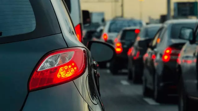 Türkiye'de Trafiğe Kayıtlı Kaç Araç Bulunduğu Açıklandı