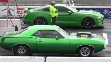 Eski Araçlar, Modern Araçlarla Drag Yarışı Yaptı [Video]