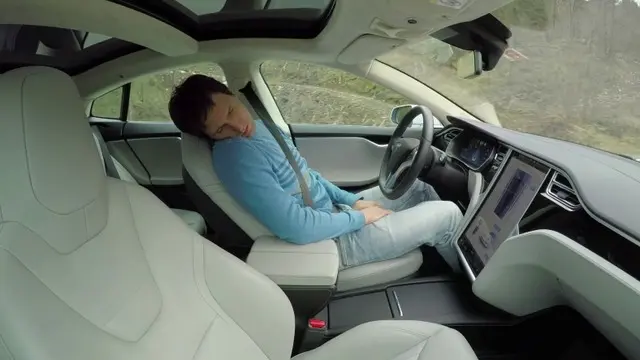 Otopilot Modunda Sürücülerin Yolla Olan Göz Teması Azalıyor