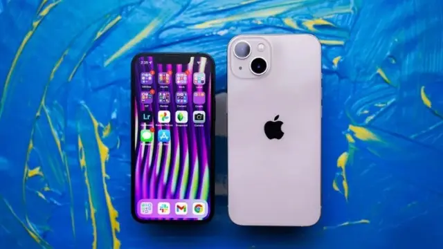 Tamamen Ekrandan Oluşacak iPhone Ne Zaman Tanıtılacak?