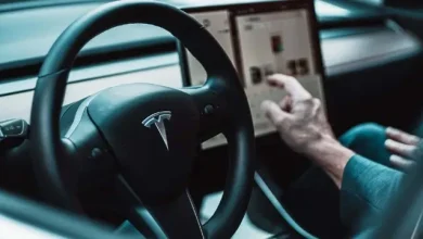 Yetkililer, Otopilot Sistemi İçin Tesla'yı Uyardı