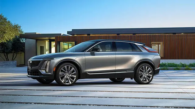 Cadillac'ın İlk Elektrikli SUV'si Lyriq Ortaya Çıktı